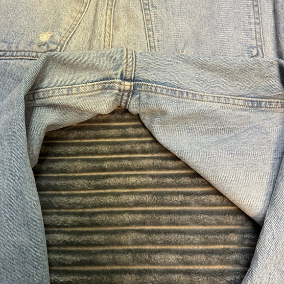 Abercrombie The 90s Light Blue Distressed  High-Waisted Jeans size 6r - Picture 6 of 8